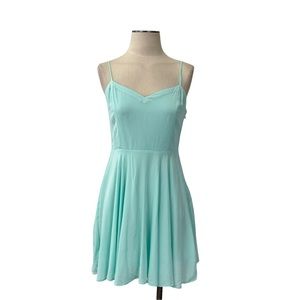 Aritzia- Talula Lipinski Dress in Light Ice Size 10.